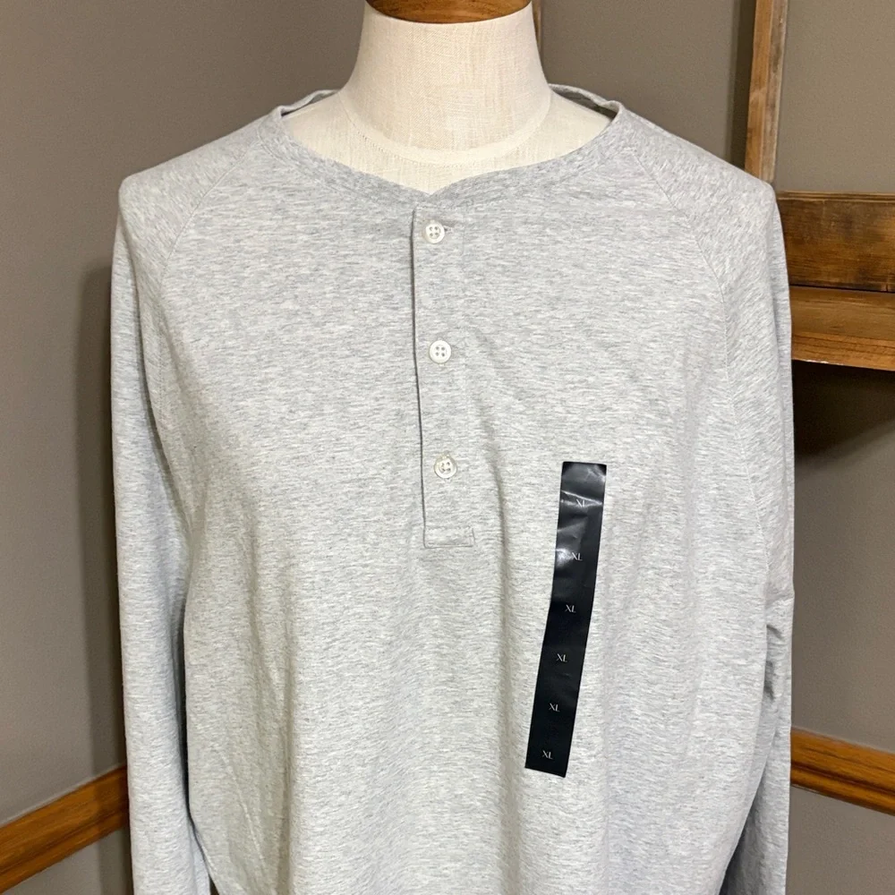 Banana Republic Gray Henley long sleeve Shirt size XL